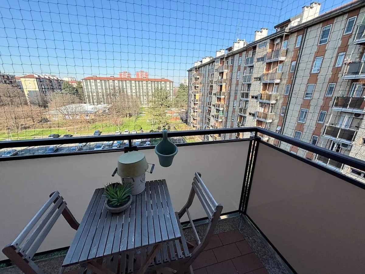 Apartment Near San Siro Stadium - Mi Mediolan